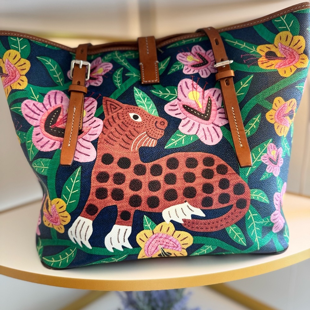Dooney and Bourke Islamorada Dover Tote!